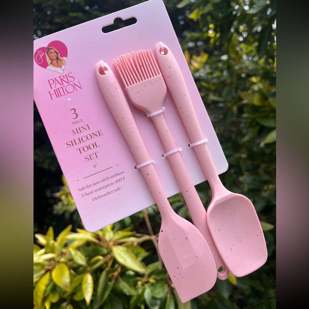 Paris Hilton Pink Mini Silicone Tool Set 3pcs